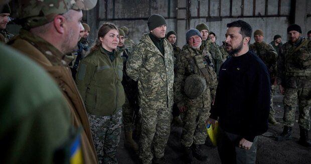 Šokující odhalení z uniklých dokumentů: USA špehují i Zelenského, Ukrajina mění strategii