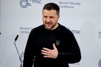 Zelenskyj burcoval v Mnichově: Nebojte se porážky Putina a zničení jeho režimu!