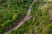 Prázdný vlak se řítil rychlostí 100 km/h, pak vykolejil! Kupka: Nejspíš lidská chyba