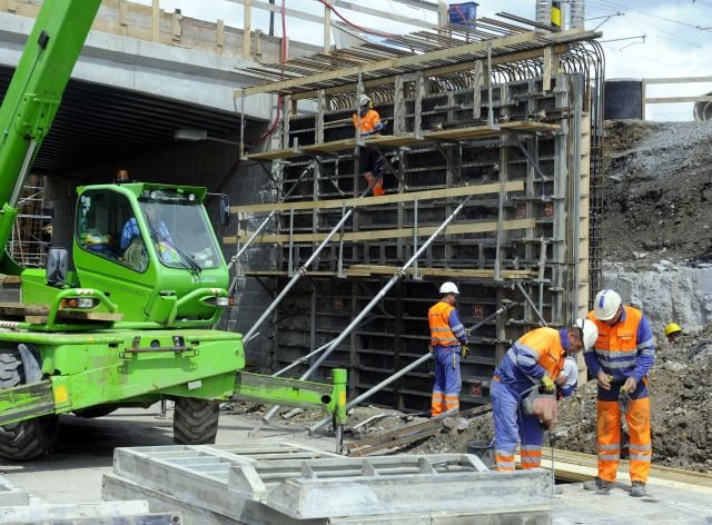 NKÚ: Modernizace železničních koridorů se neúměrně prodlužuje