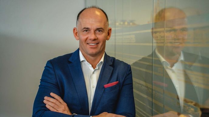 Prezident správní rady Stadler Praha Zdeněk Majer Prezident správní rady Stadler Praha Zdeněk Majer