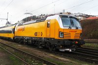 Extrémní zpoždění vlaku RegioJet: Hodiny pekla bez klimatizace, popsali cestující