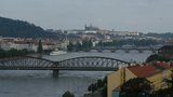 Bouřlivé diskuse o železničním mostě v Praze: Zabývat se jím budou zastupitelé
