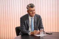 Razie u šéfa Správy železnic: Našli u něj 80 milionů! Odchází na dovolenou, Kupka řeší další postup