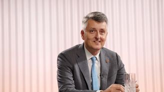 Odvolaný šéf Správy železnic: Zabavené peníze se zakázkami nesouvisí, únik informací mě zasáhl Odvolaný šéf Správy železnic: Zabavené peníze se zakázkami nesouvisí, únik informací mě zasáhl