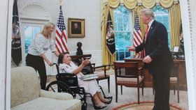 Marii Zelníčkovou (92) ze Zlína přijal v oválné pracovně Trump: Pocta, na kterou marně čeká i Zeman!