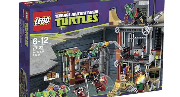 LEGO® Turtles Útok na želví doupě