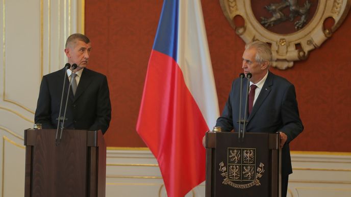 Prezident Miloš Zeman jmenoval Andreje Babiše (ANO) podruhé premiérem (6. 6. 2018)