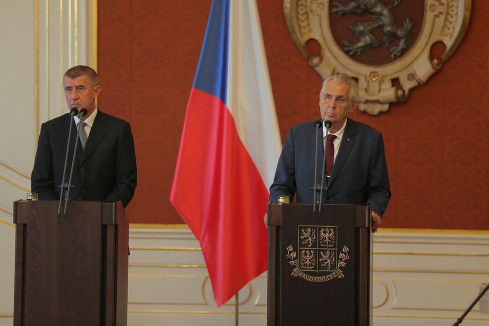 Prezident Miloš Zeman jmenoval Andreje Babiše (ANO) podruhé premiérem (6. 6. 2018)