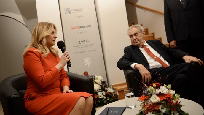 Prezident Miloš Zeman a prezidentka Zuzana Čaputová v Bratislavě otevřeli Český dům (16. 11. 2019)