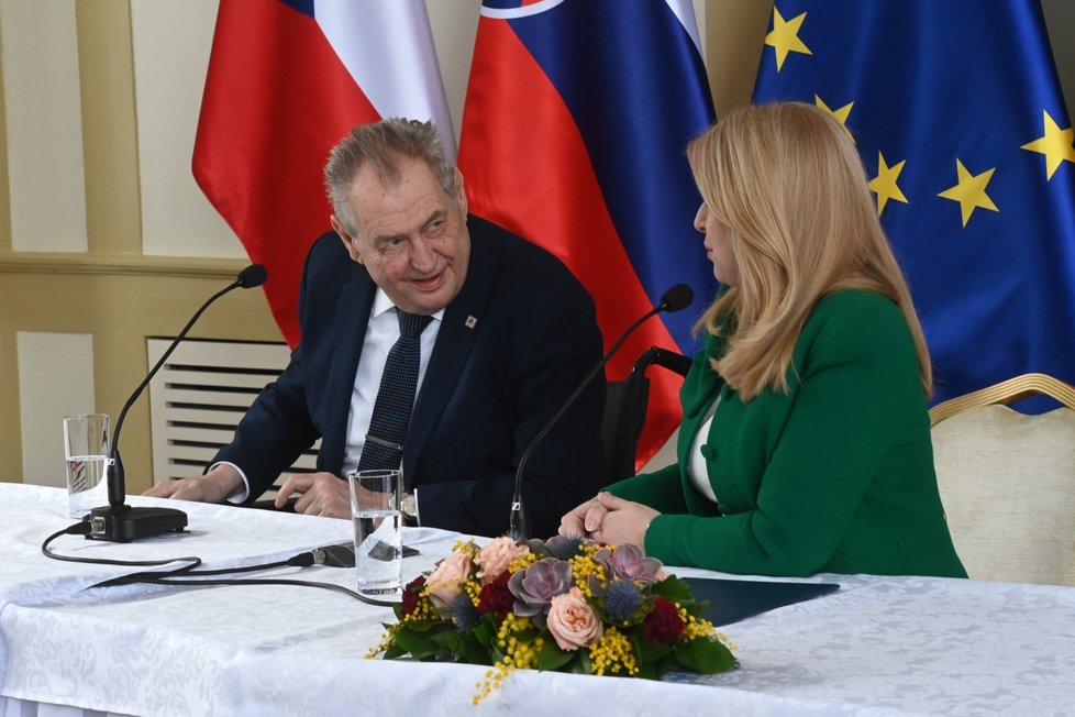 Tisková konference v Grand hotelu Kempinski, druhý den návštěvy prezidenta Miloše Zemana na Slovensku. (7. 2. 2023)