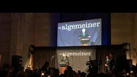 Prezident Zeman převzal v New Yorku cenu Bojovníka za pravdu