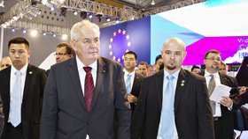 Prezident Miloš Zeman je pro zrušení víz pro Čínu.