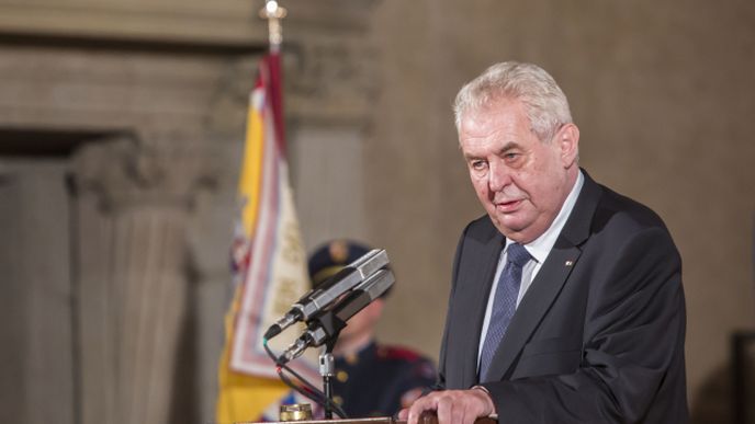 Miloš Zeman objímal před deseti lety stromy na Vysočině, dnes tlačí zemi do ruského orbitu 