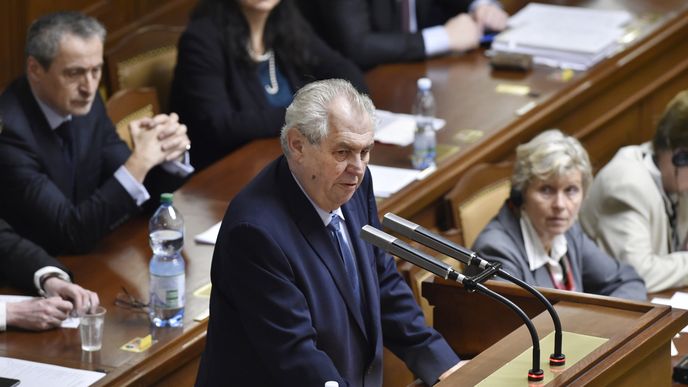 Miloš Zeman promluvil před poslanci k rozpočtu 2017,