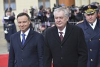 Zeman, Klaus a uprchlíci. Polský prezident Duda je poprvé v Česku