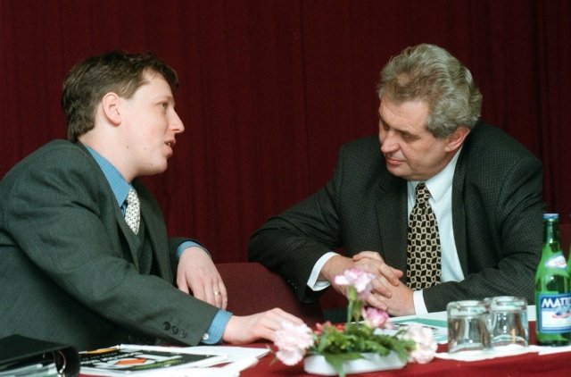 Stanislav Gross a Miloš Zeman v roce 1999