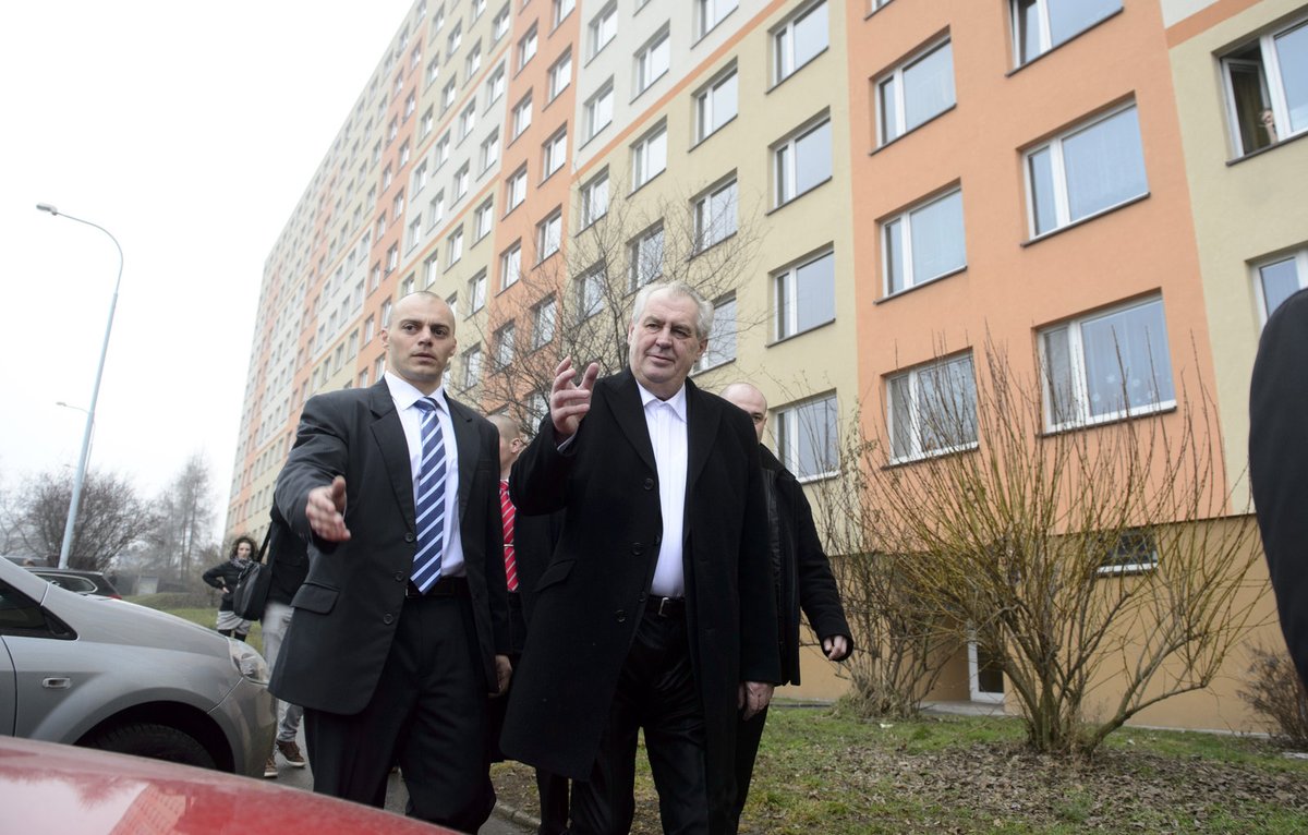 Miloš Zeman jde na inauguraci. 