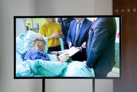 Babiš i Fiala budou moct za Zemanem. Prezident se přesune na lůžko v běžném oddělení