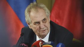 Zeman se o Rathovi vyjadřoval ve smyslu, že když se u někoho najdou v krabici od vína peníze, není třeba diskutovat o jeho vině.