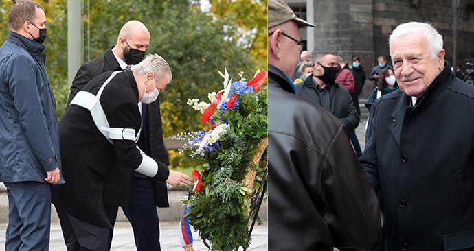 Prezident Miloš Zeman (vlevo) na Vítkově a bývalý prezident Václav Klaus u Obecního domu v Praze (28. října 2020)