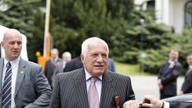 Recepce na ruské ambasádě: Václav Klaus