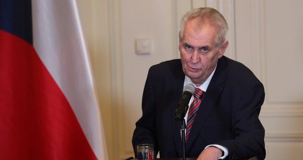 Zeman svolává nečekaný brífink a rozjely se spekulace: Kvůli zdraví? Ovčáček to popírá