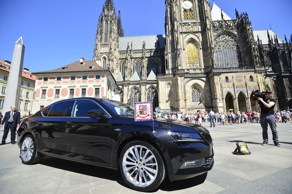 Laurin Clement má dvoulitrový motor o výkonu 206 kW, což je 280 koní.