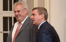 Hrad zveřejnil platy Zemanových hochů: Mynář prý bere stejně jako český premiér!