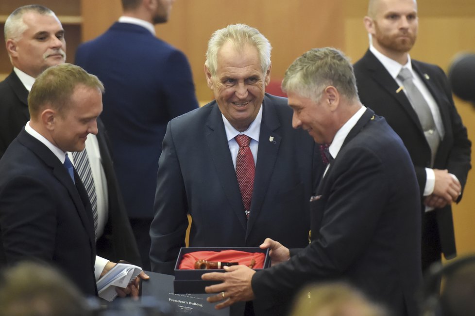 Prezident Miloš Zeman zahájil 15. května 2018 na Krajském úřadu v Ostravě třídenní návštěvu Moravskoslezského kraje.