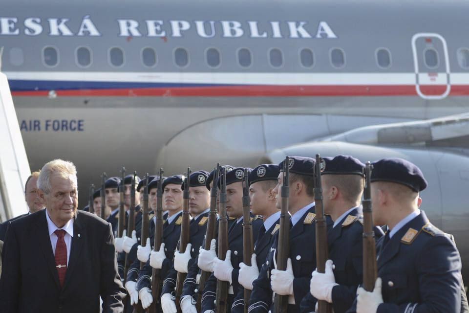 Prezident Miloš Zeman přiletěl na třídenní návštěvu Německa.