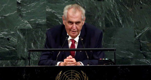 Zeman vyzval v OSN: Bojujte už konečně s terorem! A varoval před vrahy mezi uprchlíky