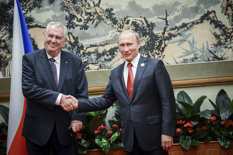 Český prezident Miloš Zeman na schůzce se svým ruským protějškem Vladimirem Putinem