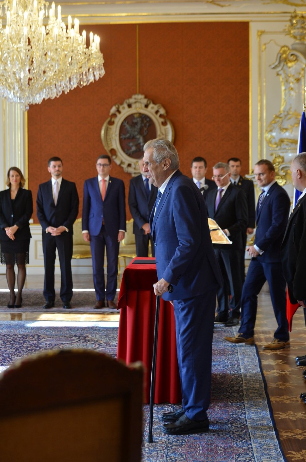 Prezident Miloš Zeman jmenoval Tomáše Petříčka ministrem zahraničí, byl u toho i premiér Andrej Babiš (16. 10. 2018).