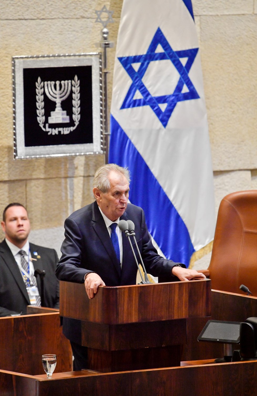 Český prezident Miloš Zeman si přeje přesun české ambasády v Izraeli do Jeruzaléma dlouhodobě.