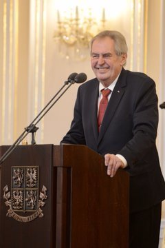 Prezident Miloš Zeman přijal starosty vítězných obcí soutěže Vesnice roku 2019 (20. 2. 2020)