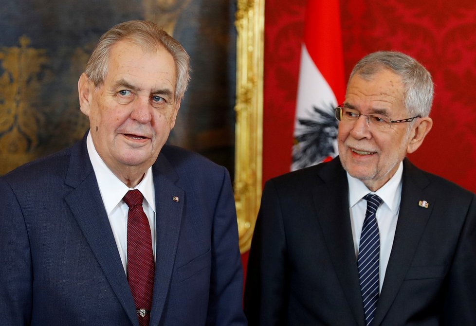 Prezident Miloš Zeman na státní návštěvě Rakouska, kde ho vítal Alexander Van der Bellen (3. 4. 2019)