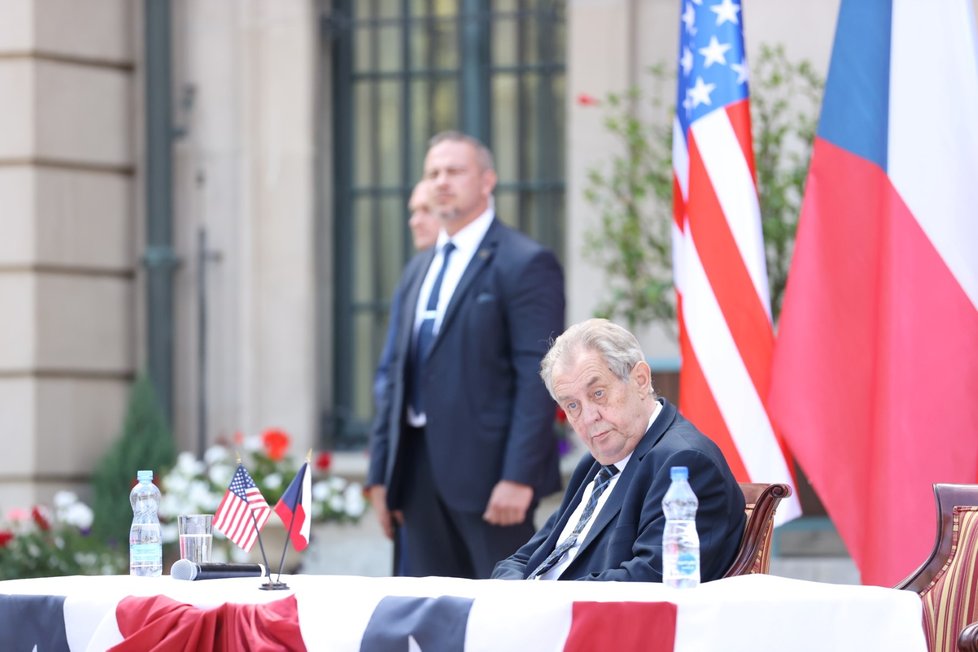 Oslavy 244. výročí Dne nezávislosti USA: Miloš Zeman (30. 6. 2020)