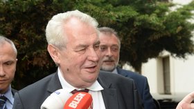 Prezident Miloš Zeman zkritizoval Českou televizi.