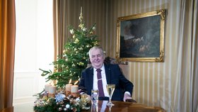 Prezident Miloš Zeman při vánočním poselství na zámku v Lánech, 26. 12. 2020