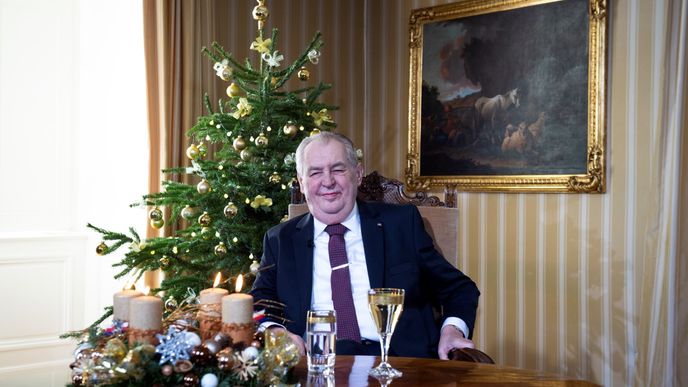 Prezident Miloš Zeman při vánočním poselství na zámku v Lánech. 26. 12. 2020