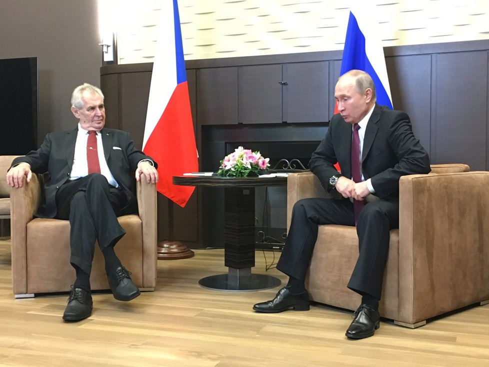 Zeman se 21. listopadu setkal v Soči s Putinem.