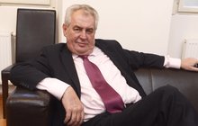 Otevřete láhev slivovice a slavte: Prezident Zeman zhubnul a váží jen metrák!