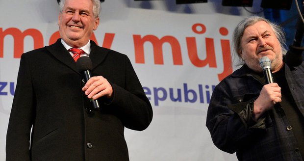 Ringo Čech podporuje Miloš Zemana, ale tuší, že to bude mít jeho kůň v druhé volbě těžké