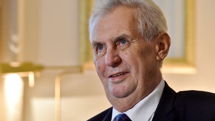 Prezident ČR Miloš Zeman se 23. listopadu zúčastnil otevření výstavy Poklady Pražského hradu ve Státním historickém muzeu v Moskvě.