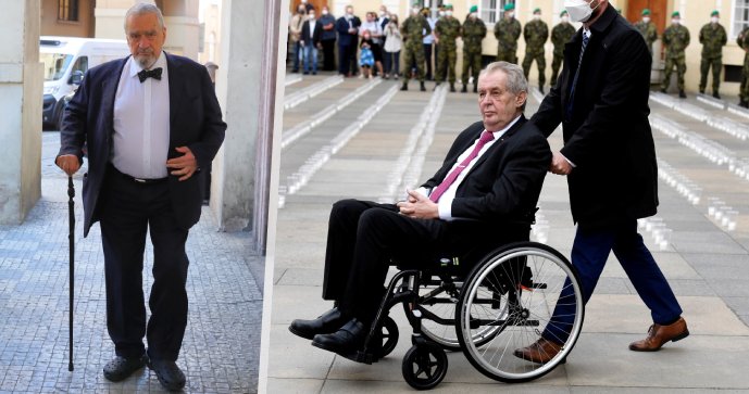Karel Schwarzenberg (TOP 09, vlevo) se na vozík chystá. Miloš Zeman už na něm jezdí