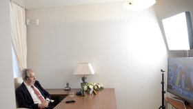 Prezident Miloš Zeman na videokonferenci s Čínou (9.1.2021)