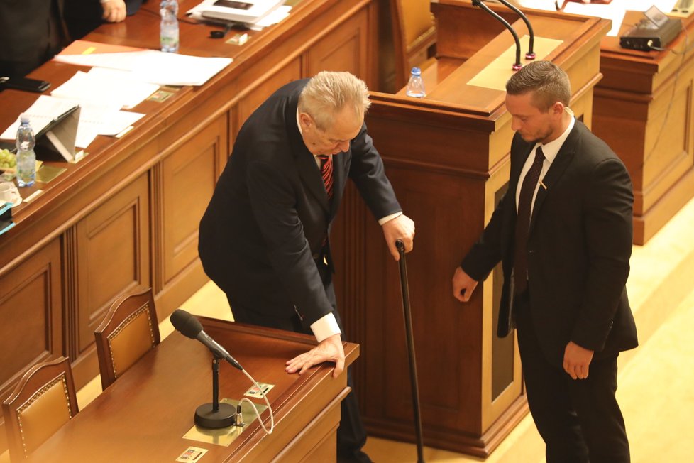 Prezident Zeman ve Sněmovně na dřívější debatě o rozpočtu