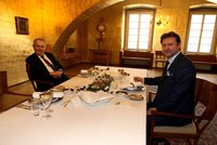 „Bude to pro všechny složité.“ Vondráček řešil u Zemana časné vyhlášení voleb a kampaň