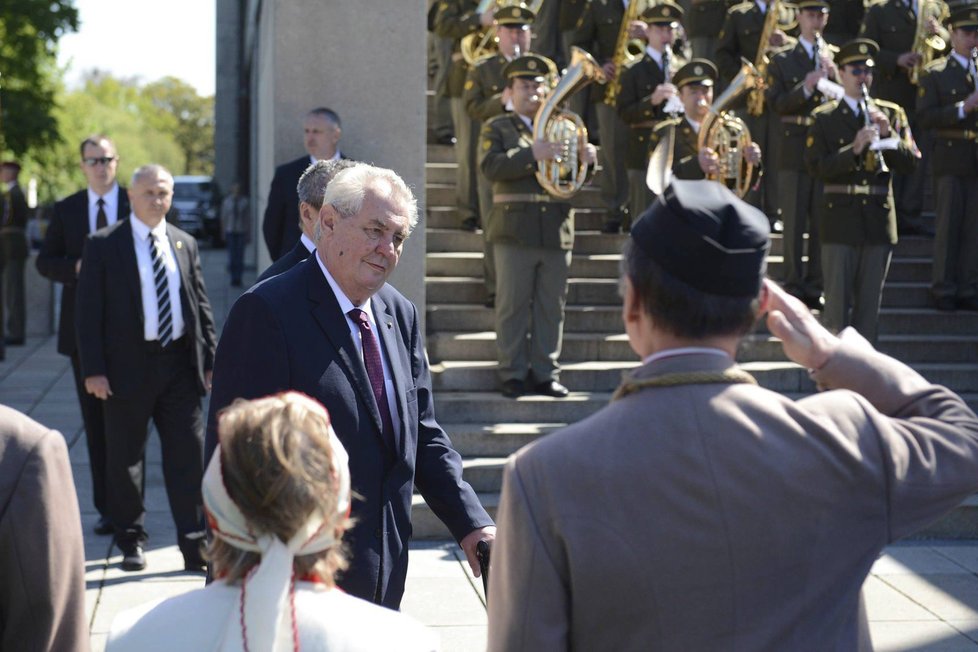 Prezident Miloš Zeman si připomněl 71 let od konce 2. světové války na pražském Vítkově.